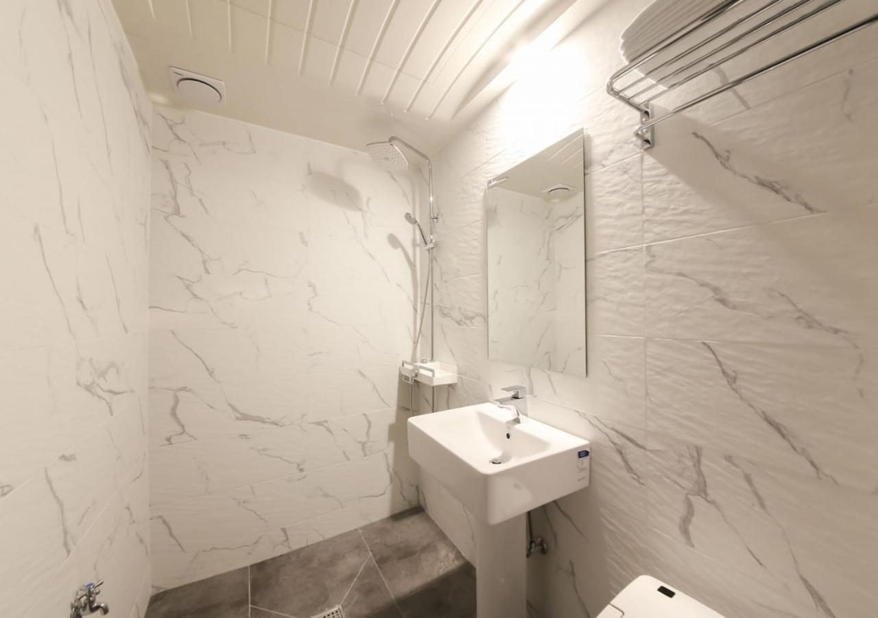 West In Hotel Yeosu Εξωτερικό φωτογραφία