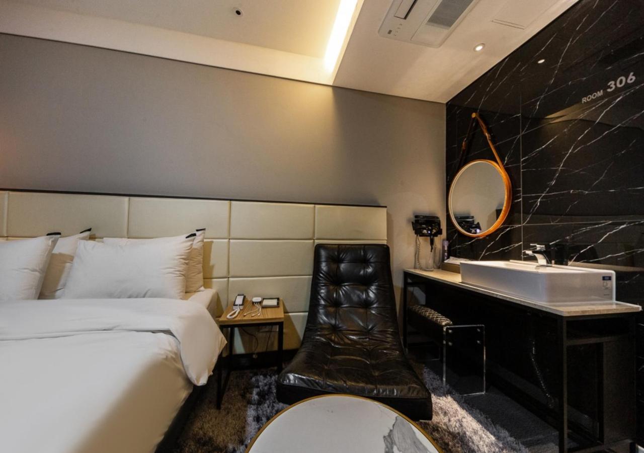 West In Hotel Yeosu Εξωτερικό φωτογραφία